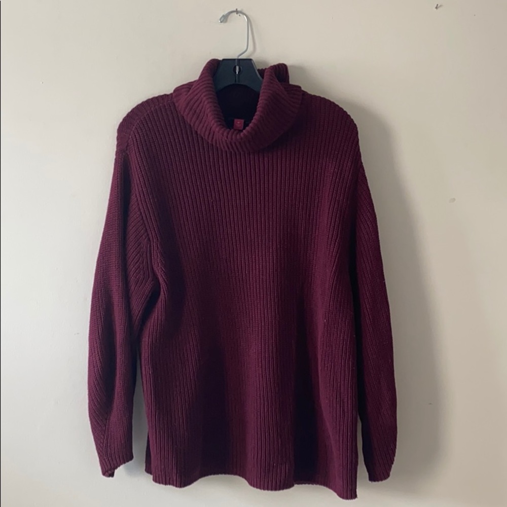 Maroon turtle neck sweater